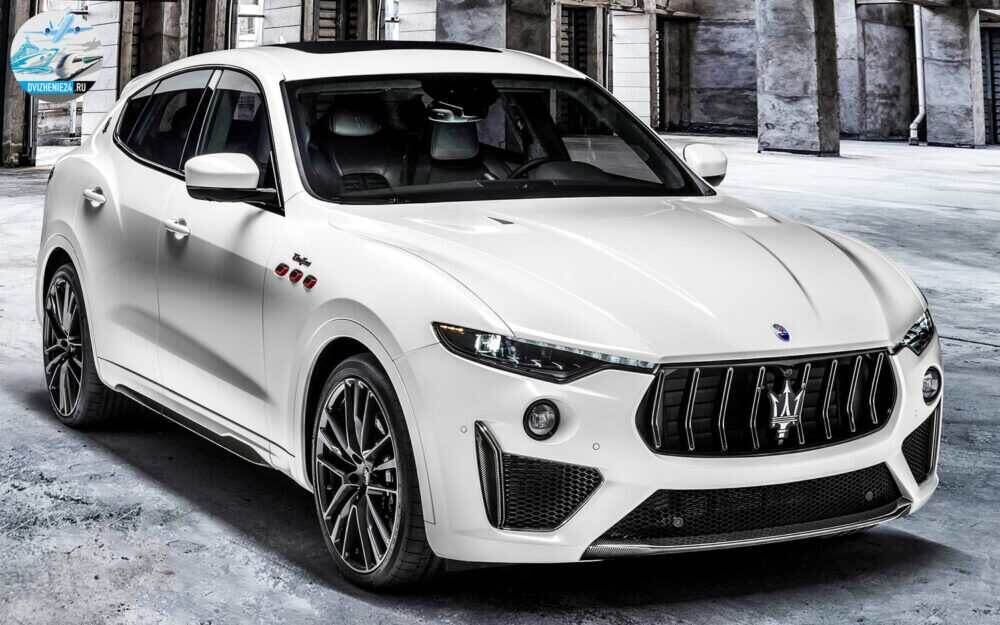 Maserati Levante белая